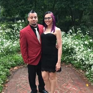 Meet your Posher, Holly